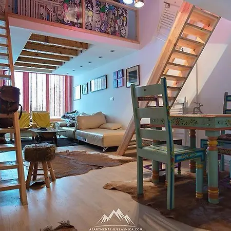 Shabby Chic Bjelasnica Апартаменты Сараево